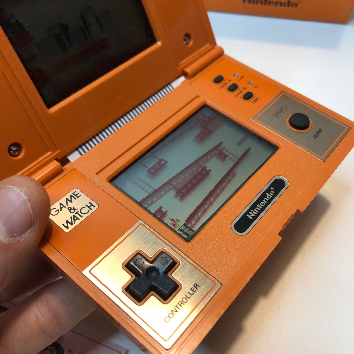 Game & Watch Multiscreen Donkey Kong