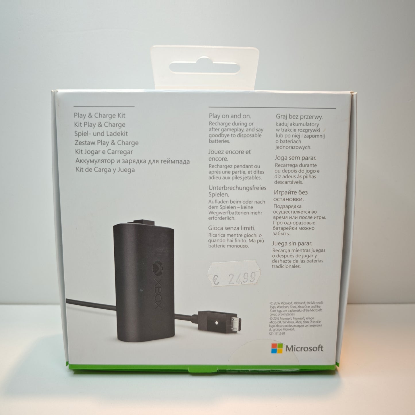 Xbox One Play & Charge Kit