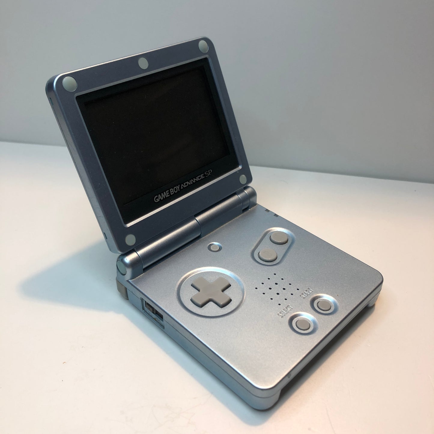 Game Boy Advance SP AGS 001