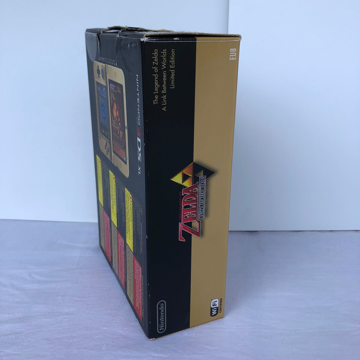 Nintendo 3DS XL Edizione Limitata Zelda a Link Between Worlds