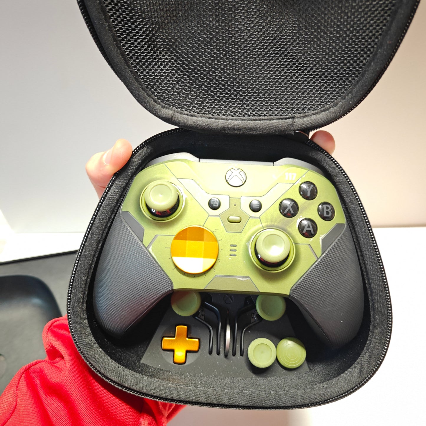 Xbox Elite Series Halo Infinite