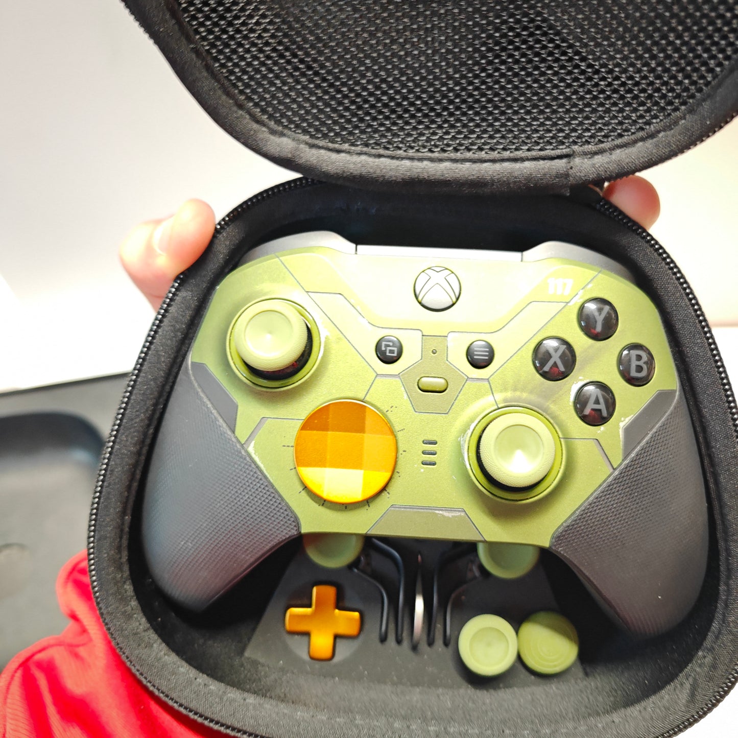 Xbox Elite Series Halo Infinite